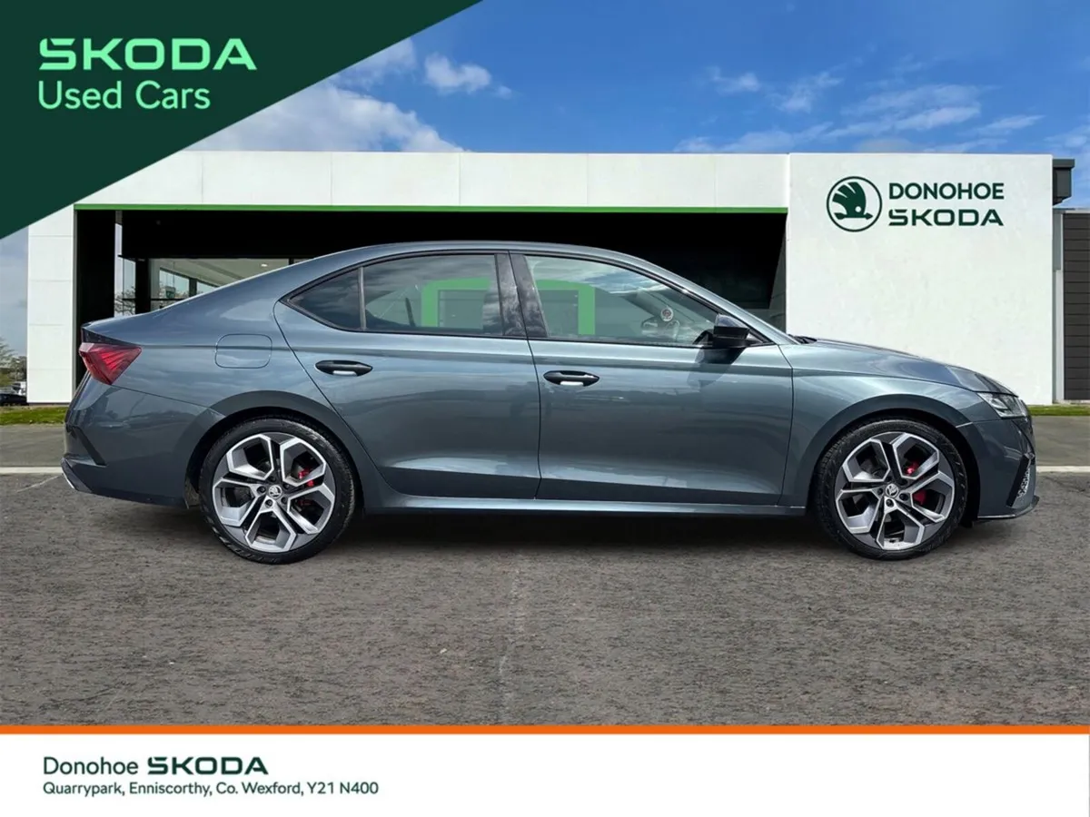 Skoda Octavia Saloon, Diesel, 2021, Grey