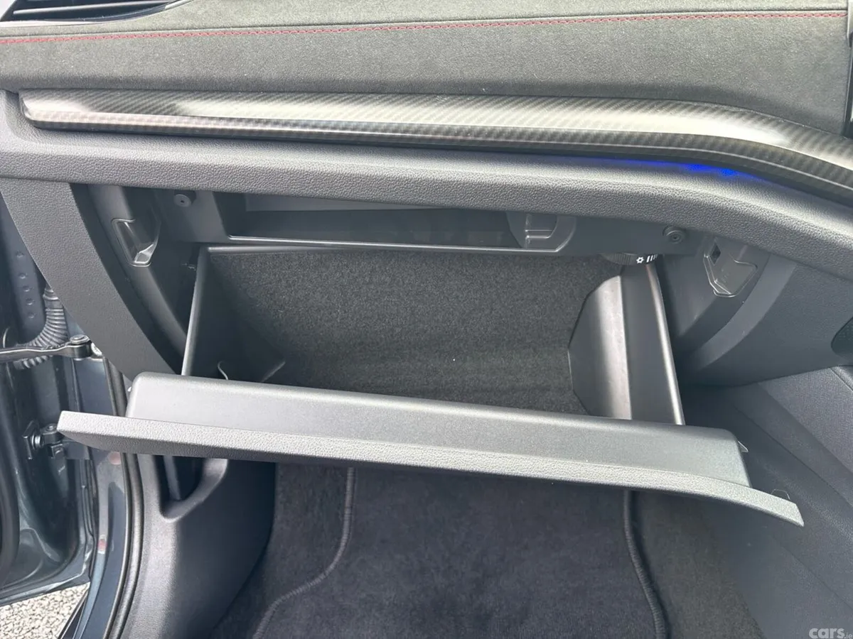 Skoda Octavia Saloon, Diesel, 2021, Grey