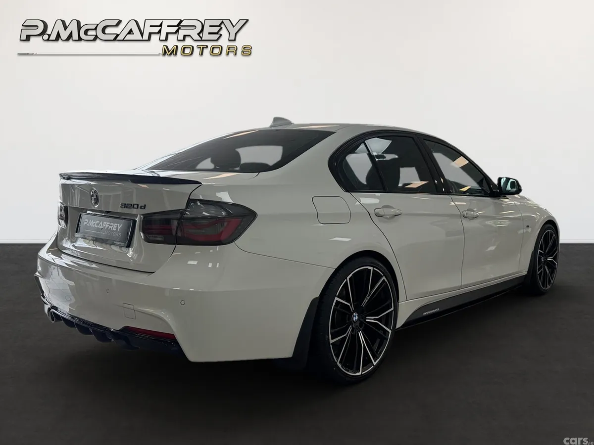 BMW 3-Series Saloon, Diesel, 2015, White