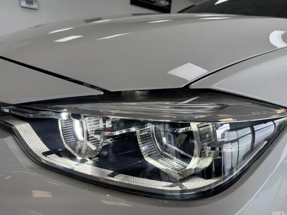 BMW 3-Series Saloon, Diesel, 2015, White