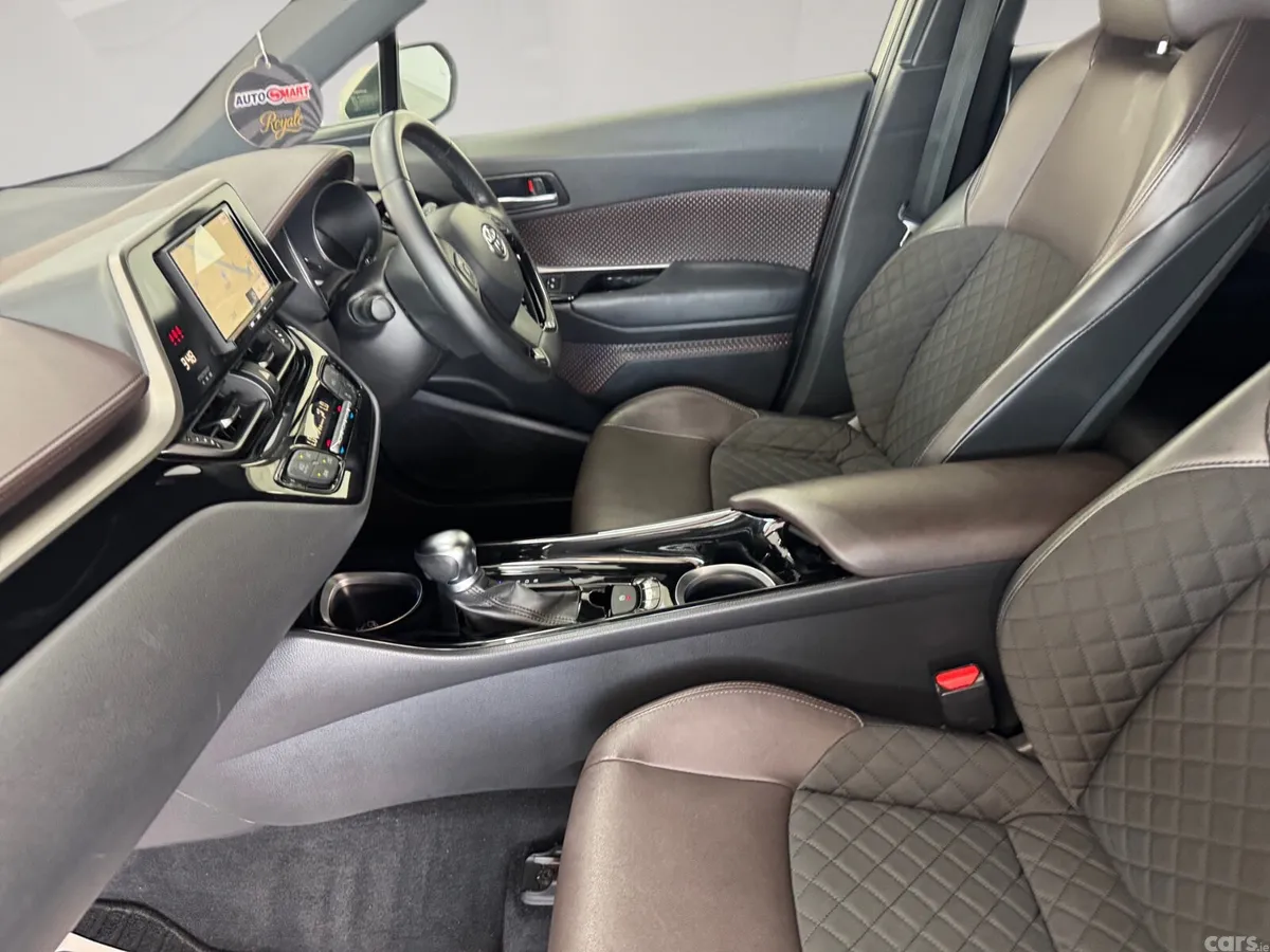 Toyota C-HR Hatchback, Petrol Hybrid, 2019, White