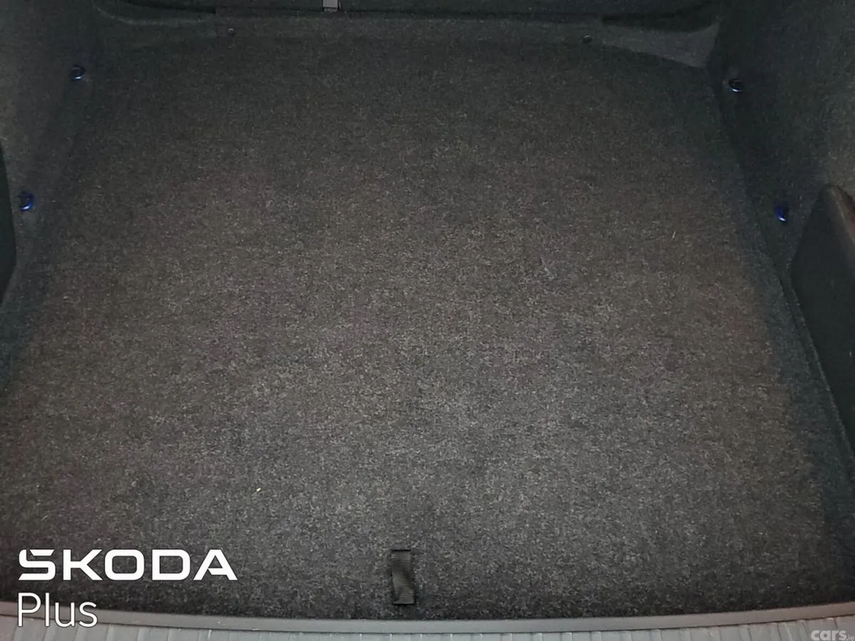 Skoda Octavia Estate, Petrol, 2023, Blue
