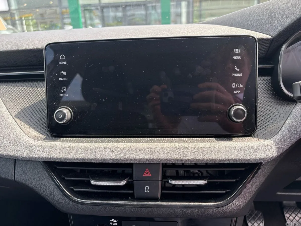 Skoda Kamiq Hatchback, Petrol, 2024, Silver