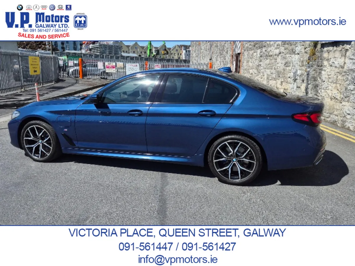 BMW 5-Series Saloon, Petrol Plug-in Hybrid, 2020, Blue