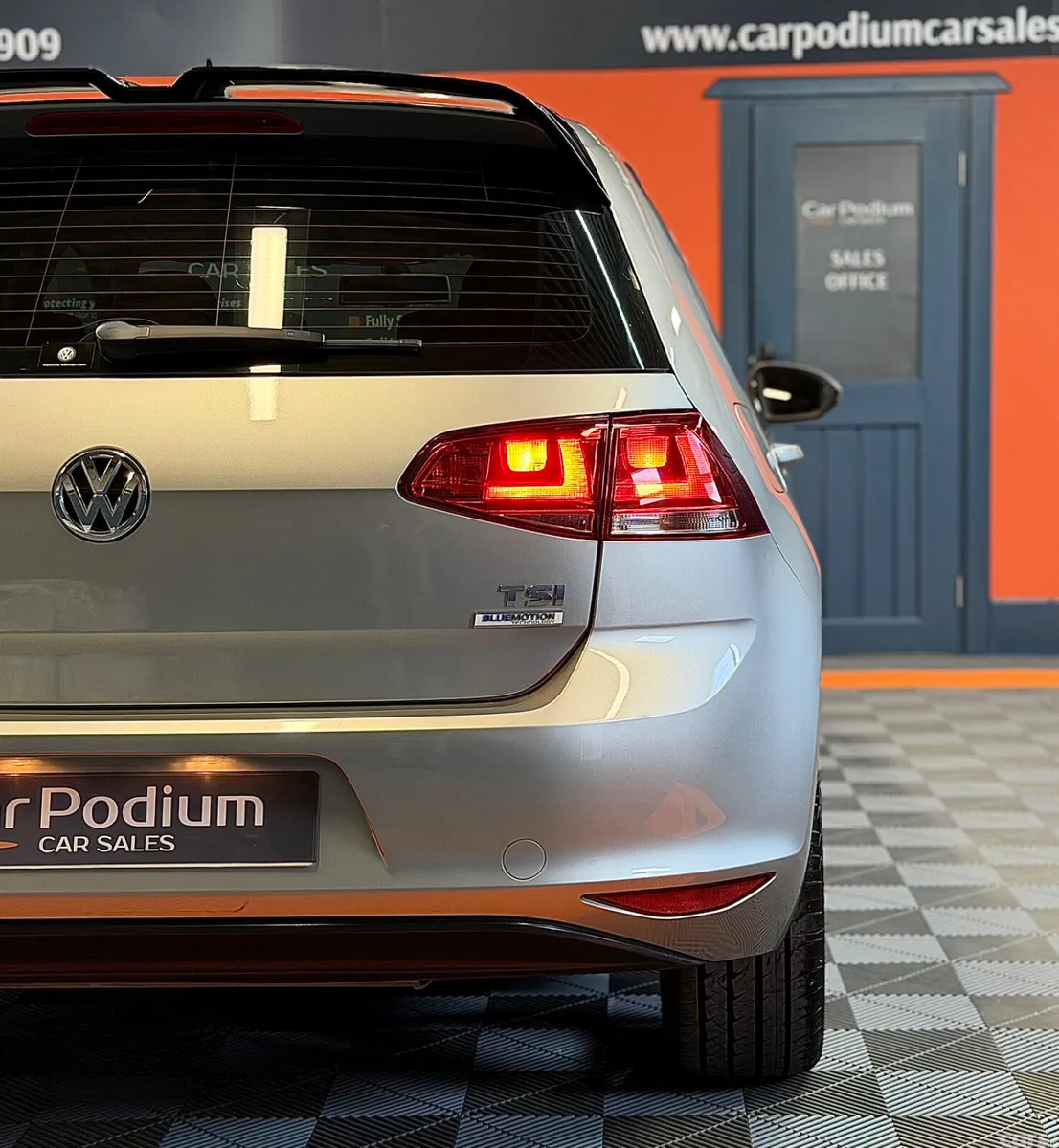 Volkswagen Golf Hatchback, Petrol, 2015, Grey