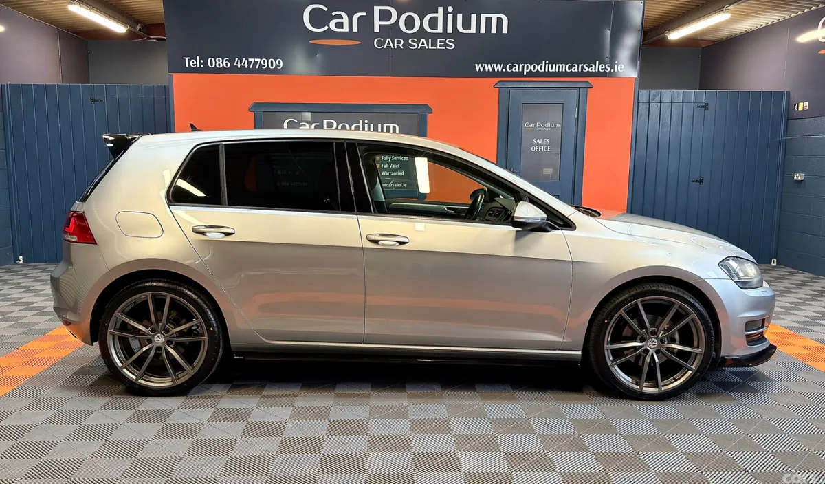 Volkswagen Golf Hatchback, Petrol, 2015, Grey
