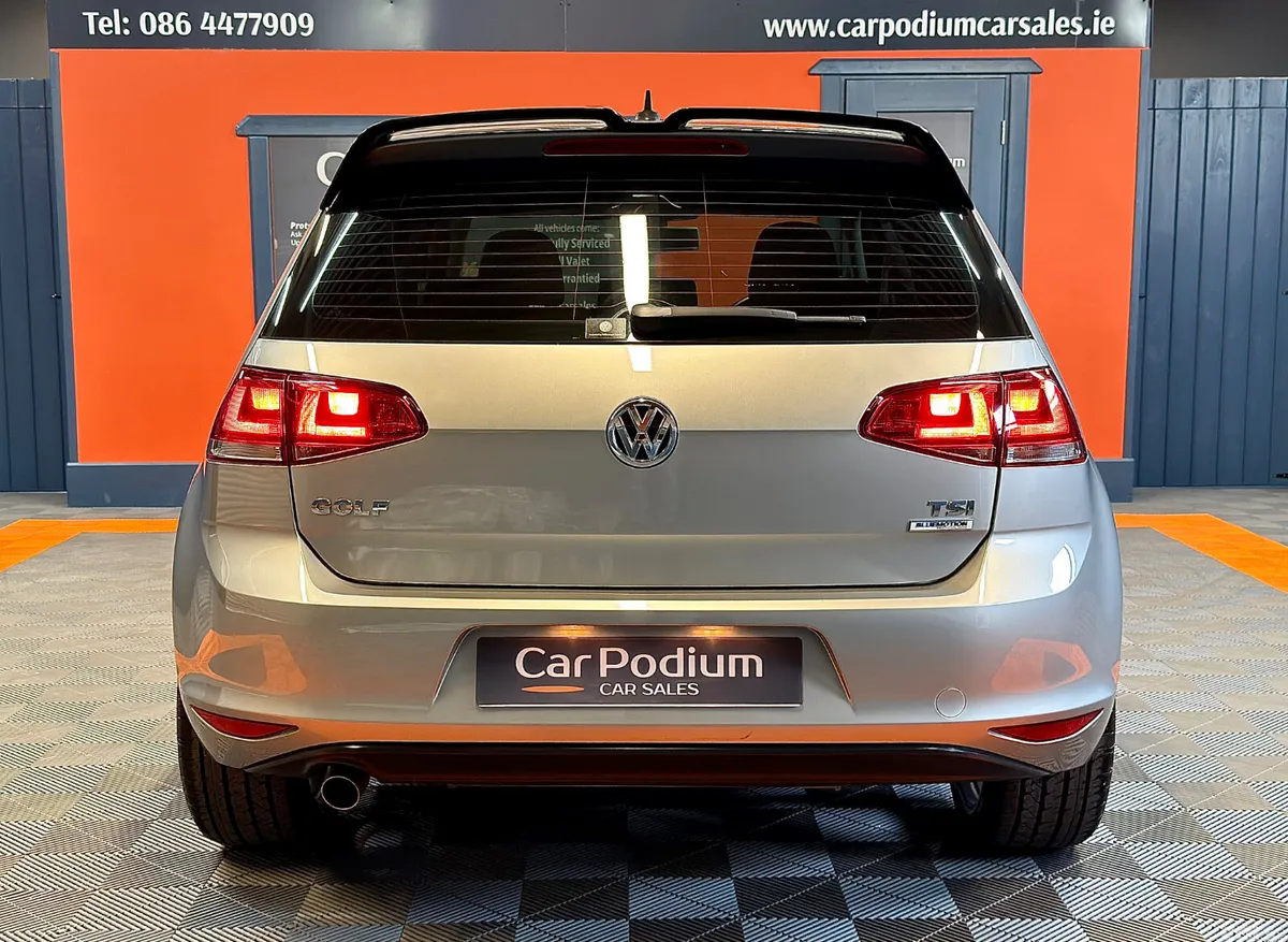 Volkswagen Golf Hatchback, Petrol, 2015, Grey