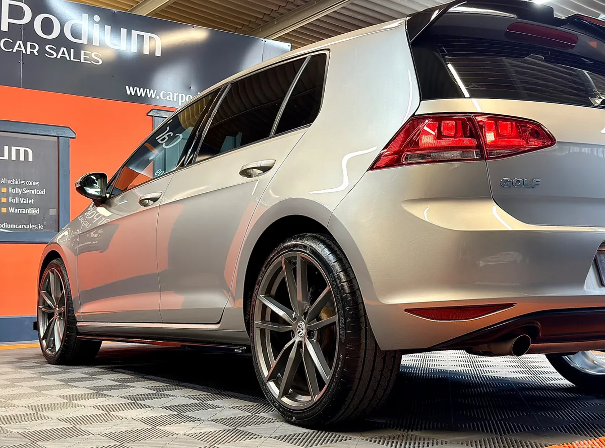 Volkswagen Golf Hatchback, Petrol, 2015, Grey