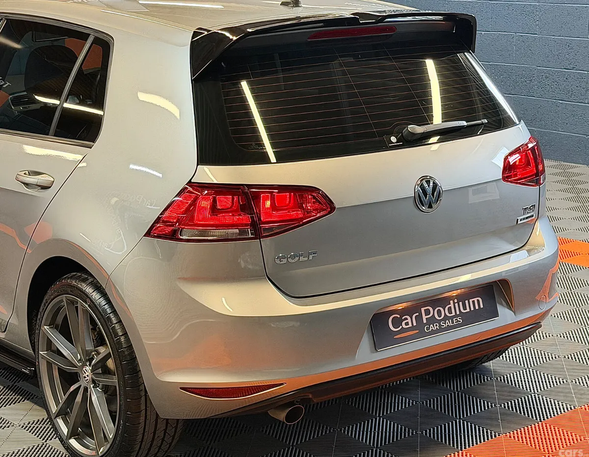 Volkswagen Golf Hatchback, Petrol, 2015, Grey