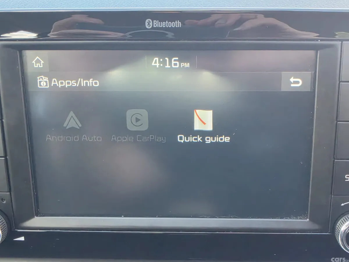Kia Stonic Estate/Jeep, Petrol, 2019, Red
