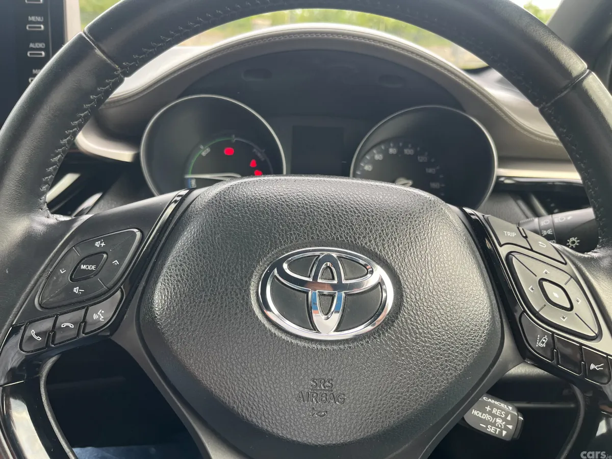 Toyota C-HR Hatchback, Petrol Hybrid, 2020, Red