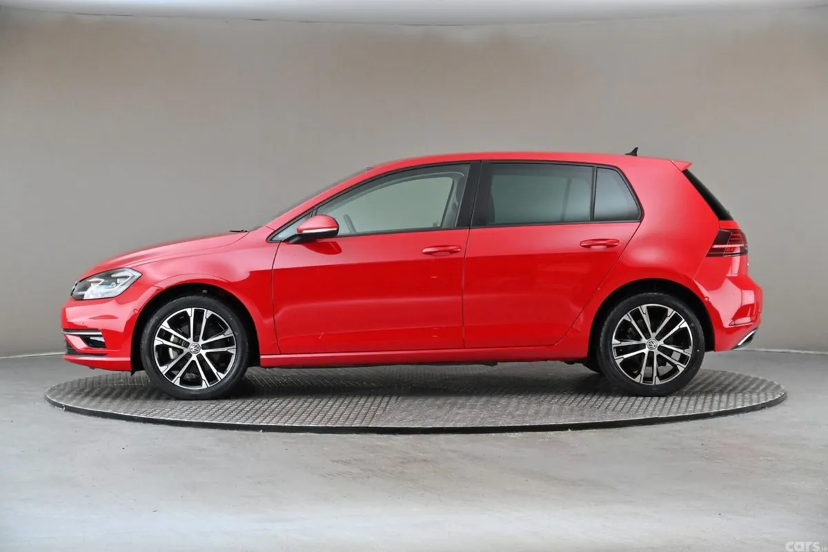 Volkswagen Golf Hatchback, Petrol, 2020, Red