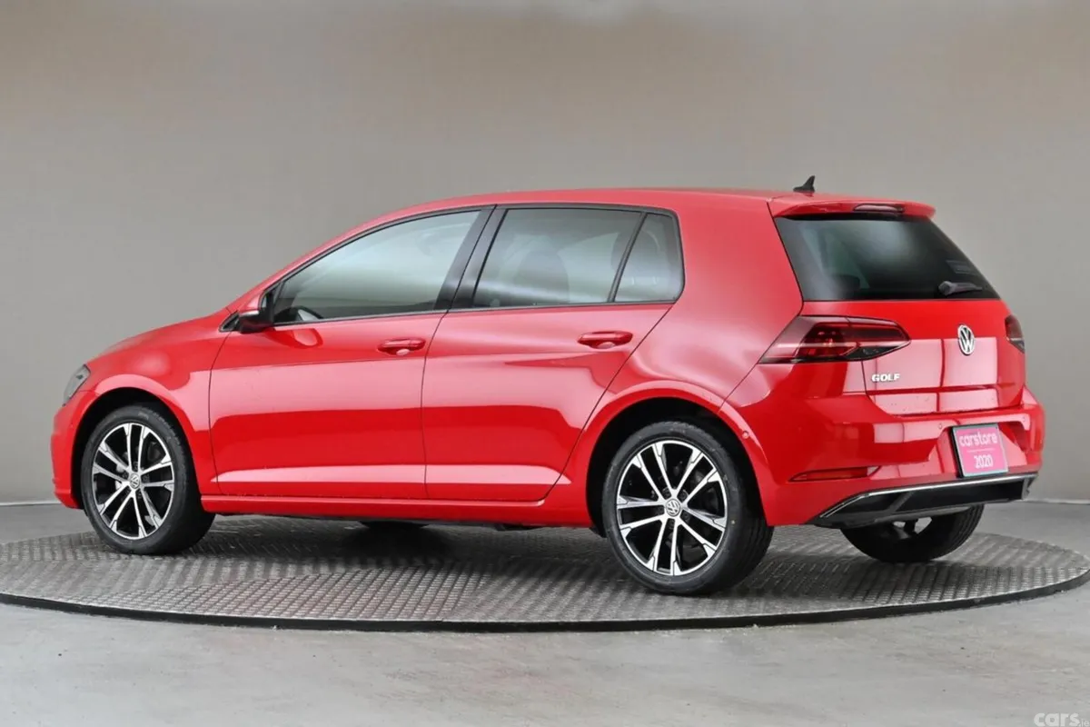 Volkswagen Golf Hatchback, Petrol, 2020, Red