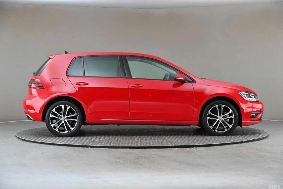 Volkswagen Golf Hatchback, Petrol, 2020, Red