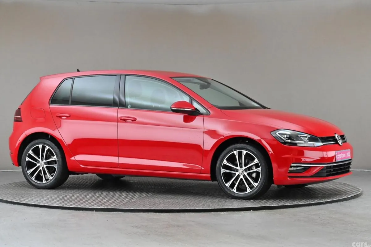 Volkswagen Golf Hatchback, Petrol, 2020, Red