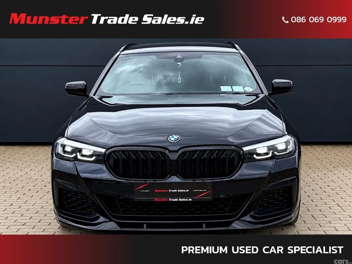 BMW 5-Series Estate, Petrol Plug-in Hybrid, 2023, Black