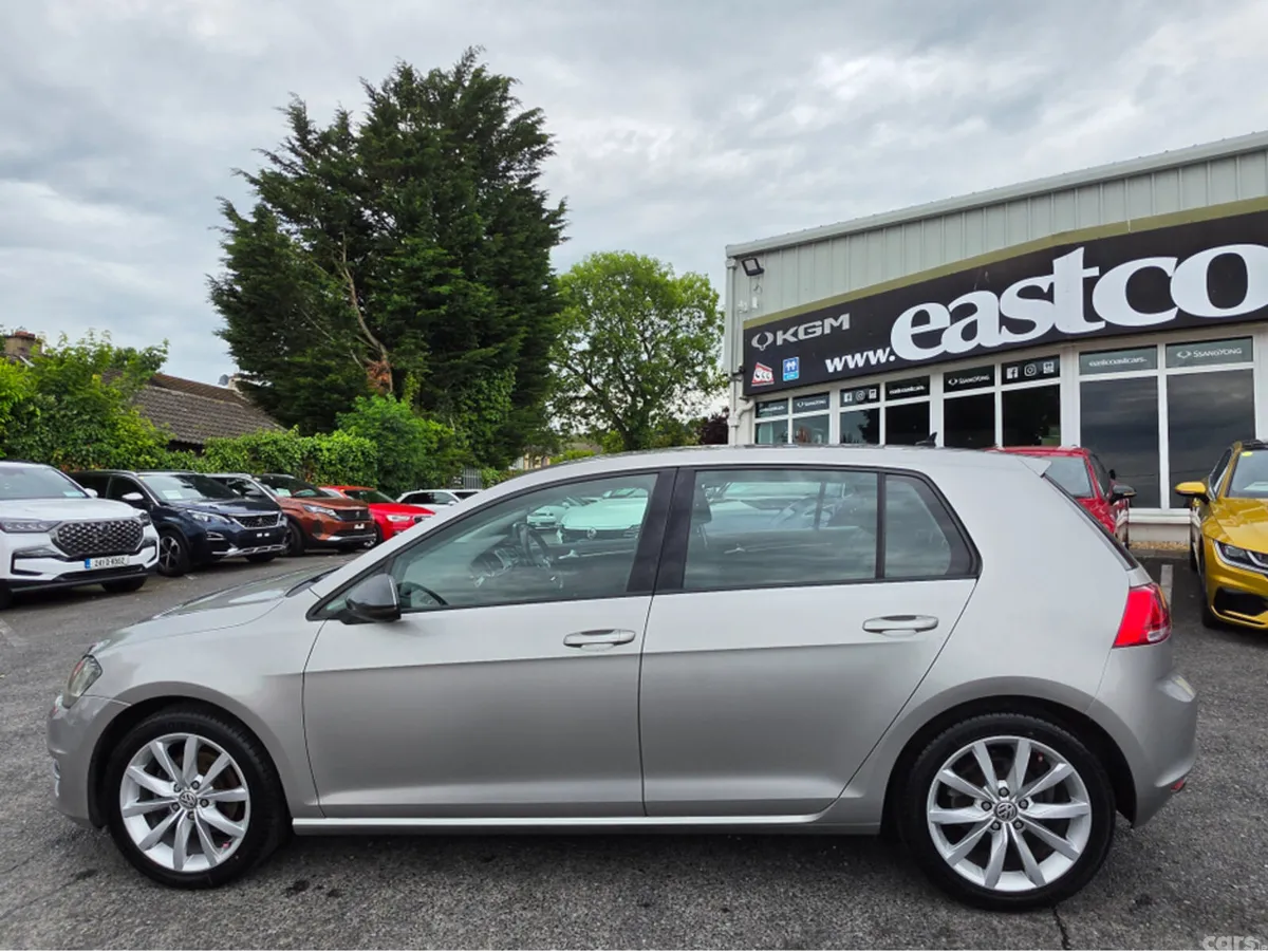 Volkswagen Golf Hatchback, Petrol, 2015, Silver