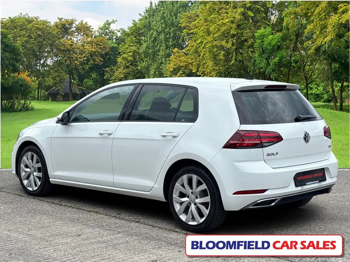 Volkswagen Golf Hatchback, Petrol, 2018, White