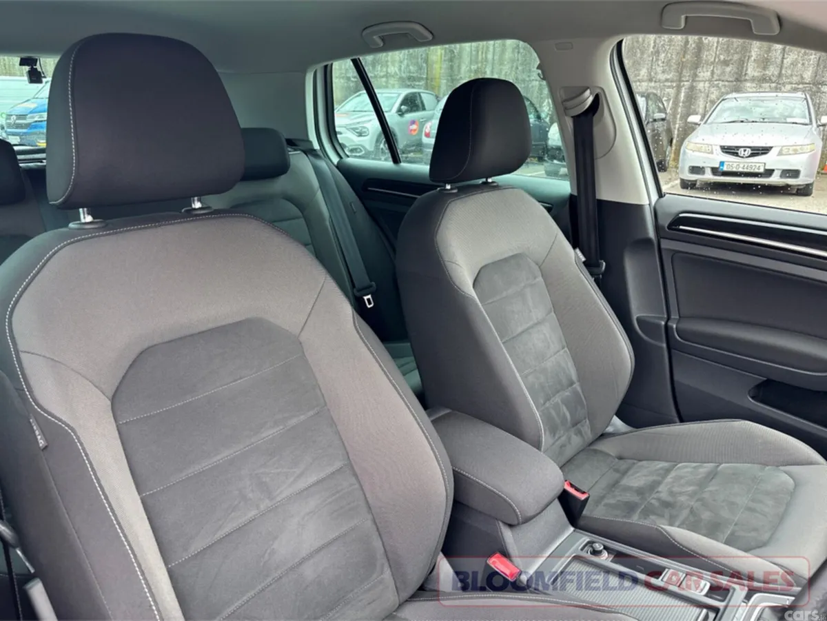 Volkswagen Golf Hatchback, Petrol, 2018, White