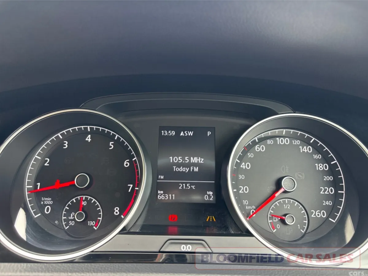 Volkswagen Golf Hatchback, Petrol, 2018, White