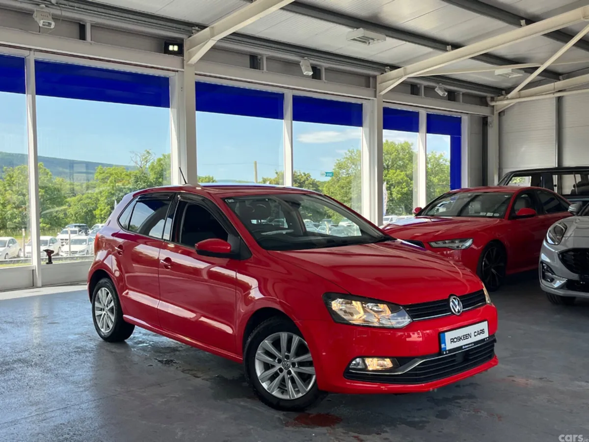 Volkswagen Polo Hatchback, Petrol, 2016, Red