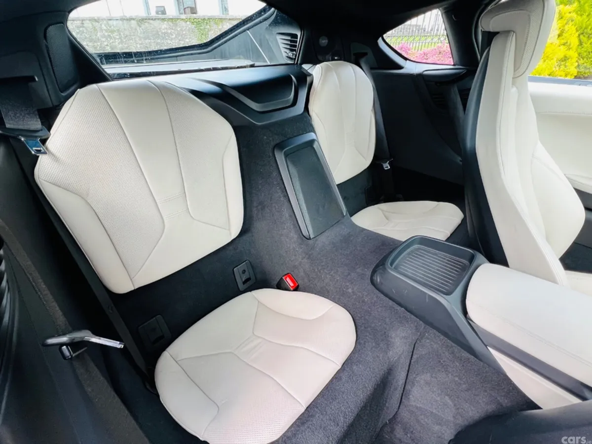 BMW i8 Coupe, Petrol Plug-in Hybrid, 2018, Grey