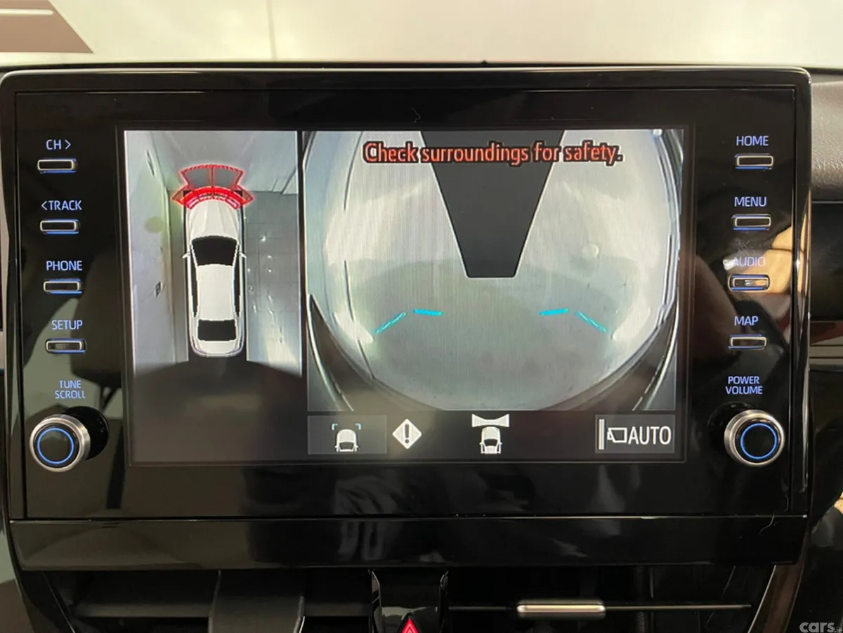 Toyota Camry Saloon, Petrol Hybrid, 2022, Red