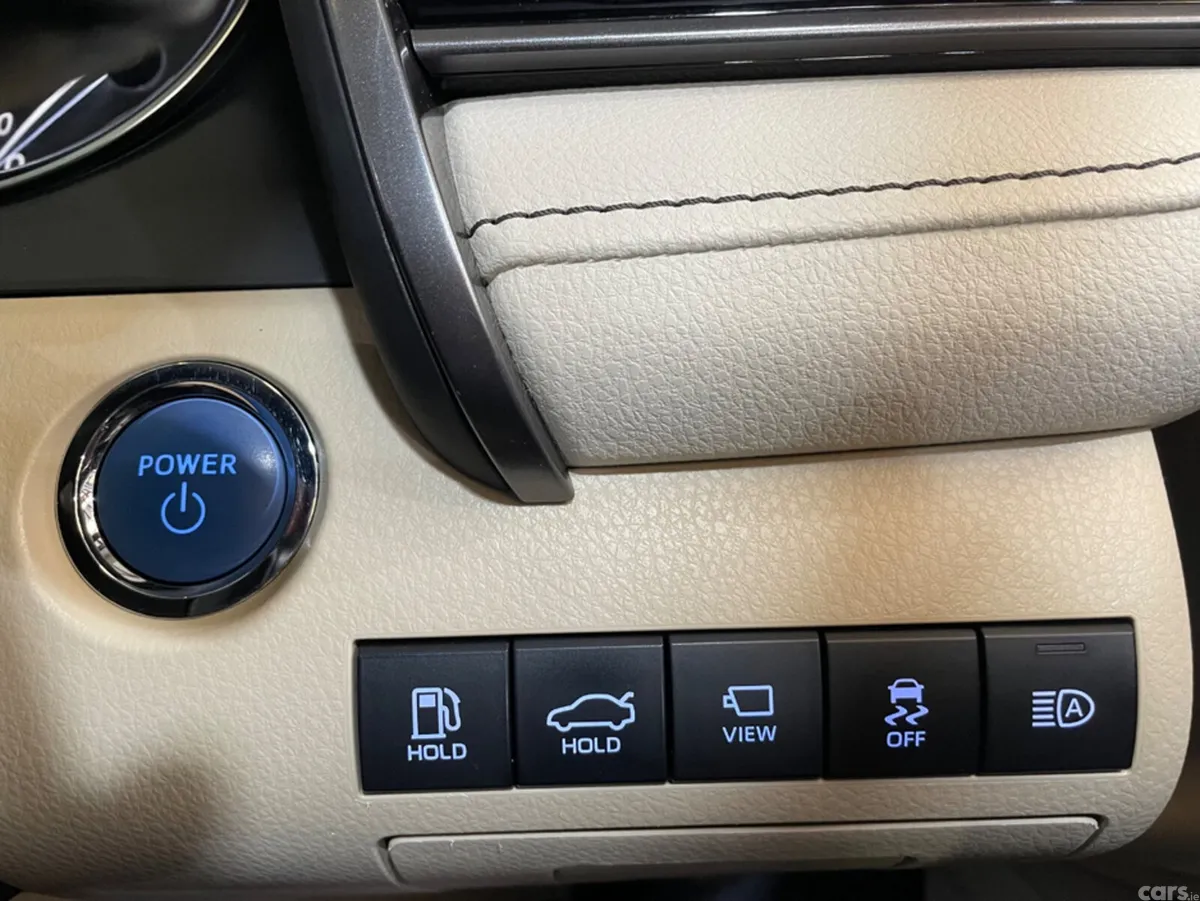Toyota Camry Saloon, Petrol Hybrid, 2022, Red