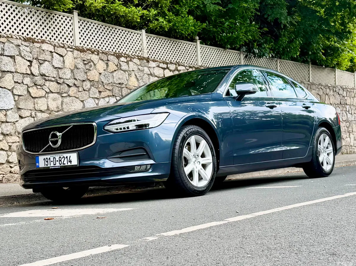 Volvo S90 Saloon, Diesel, 2019, Blue