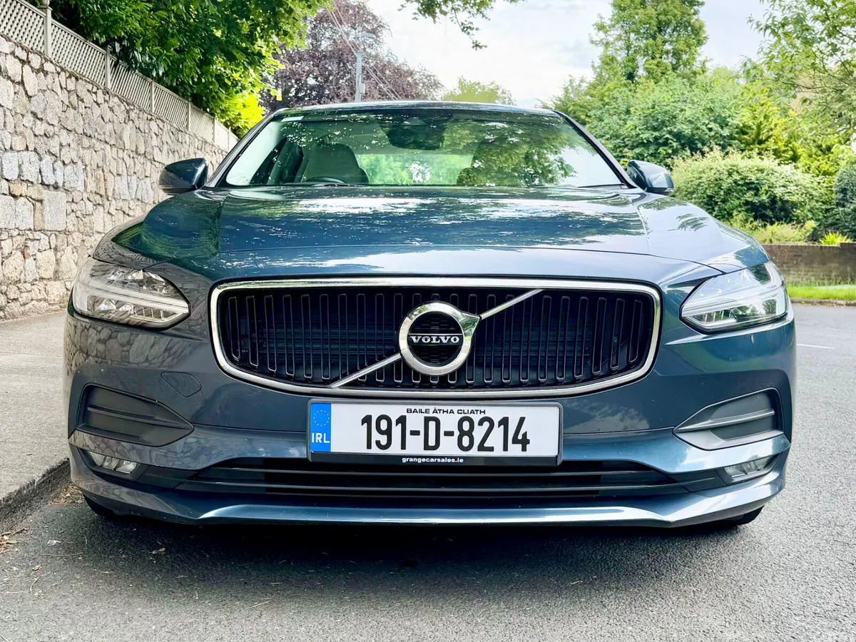 Volvo S90 Saloon, Diesel, 2019, Blue