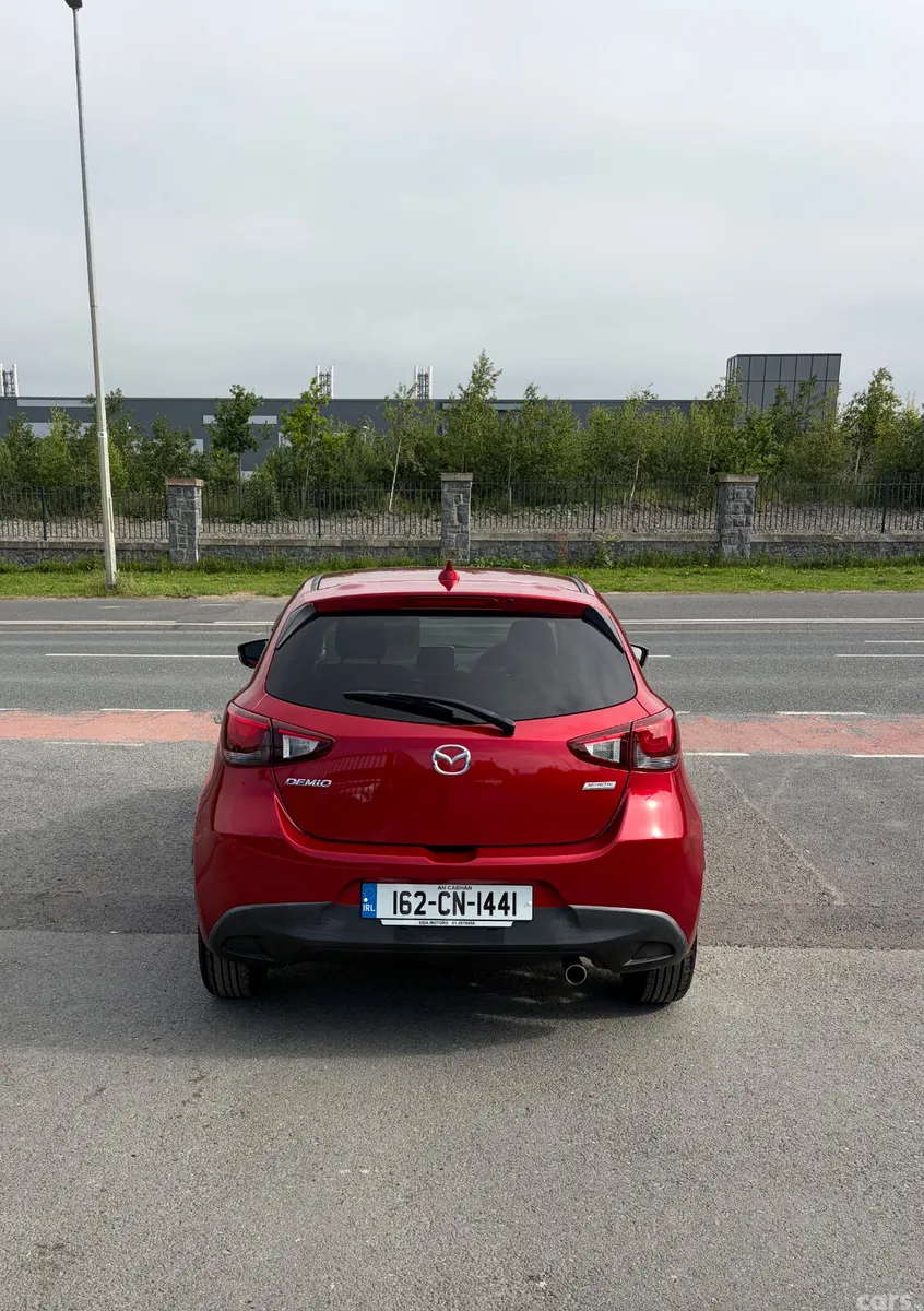 Mazda Mazda2 Hatchback, Petrol, 2016, Red