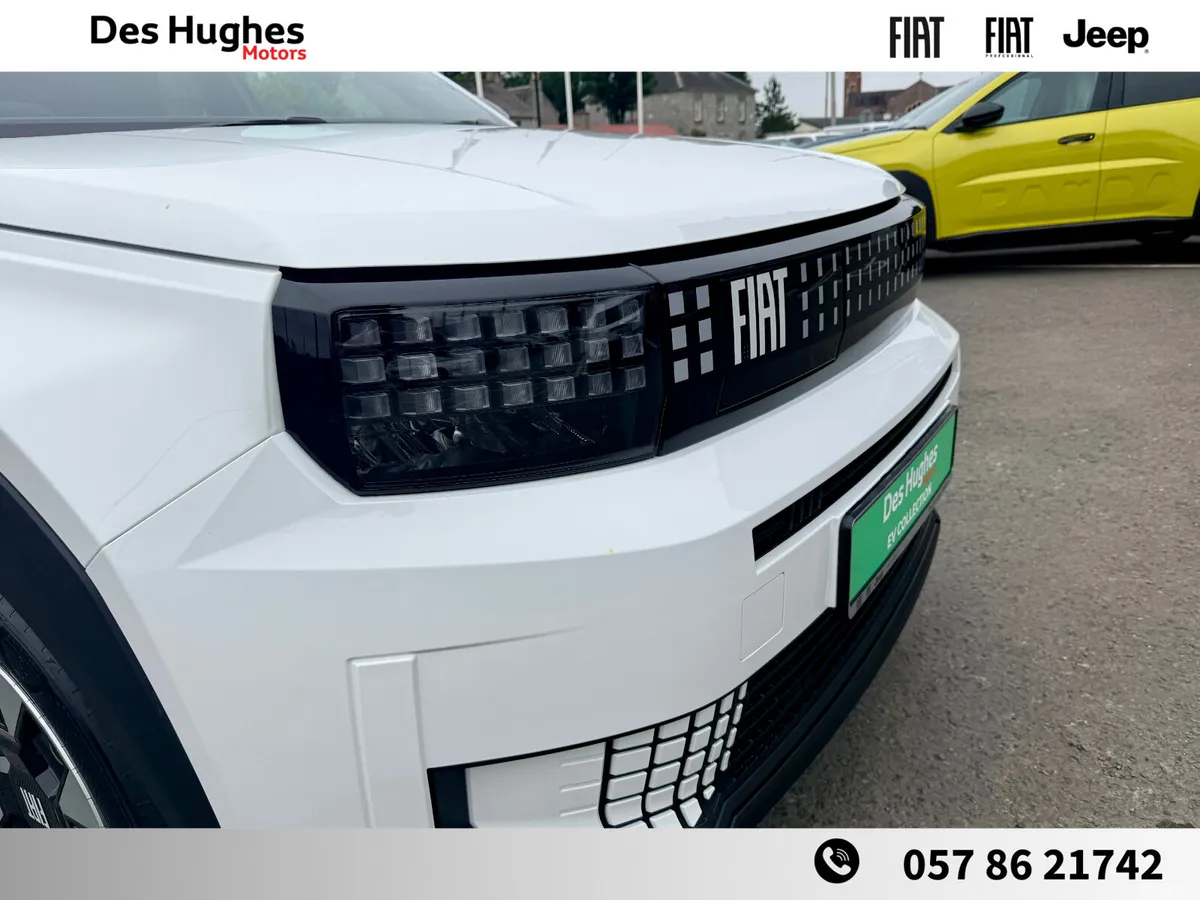 Fiat Grande Panda Hatchback, Electric, 2026, White