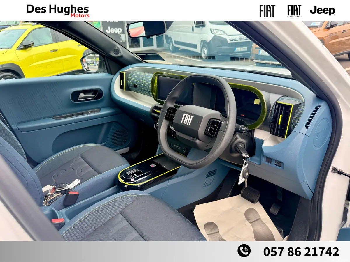 Fiat Grande Panda Hatchback, Electric, 2026, White