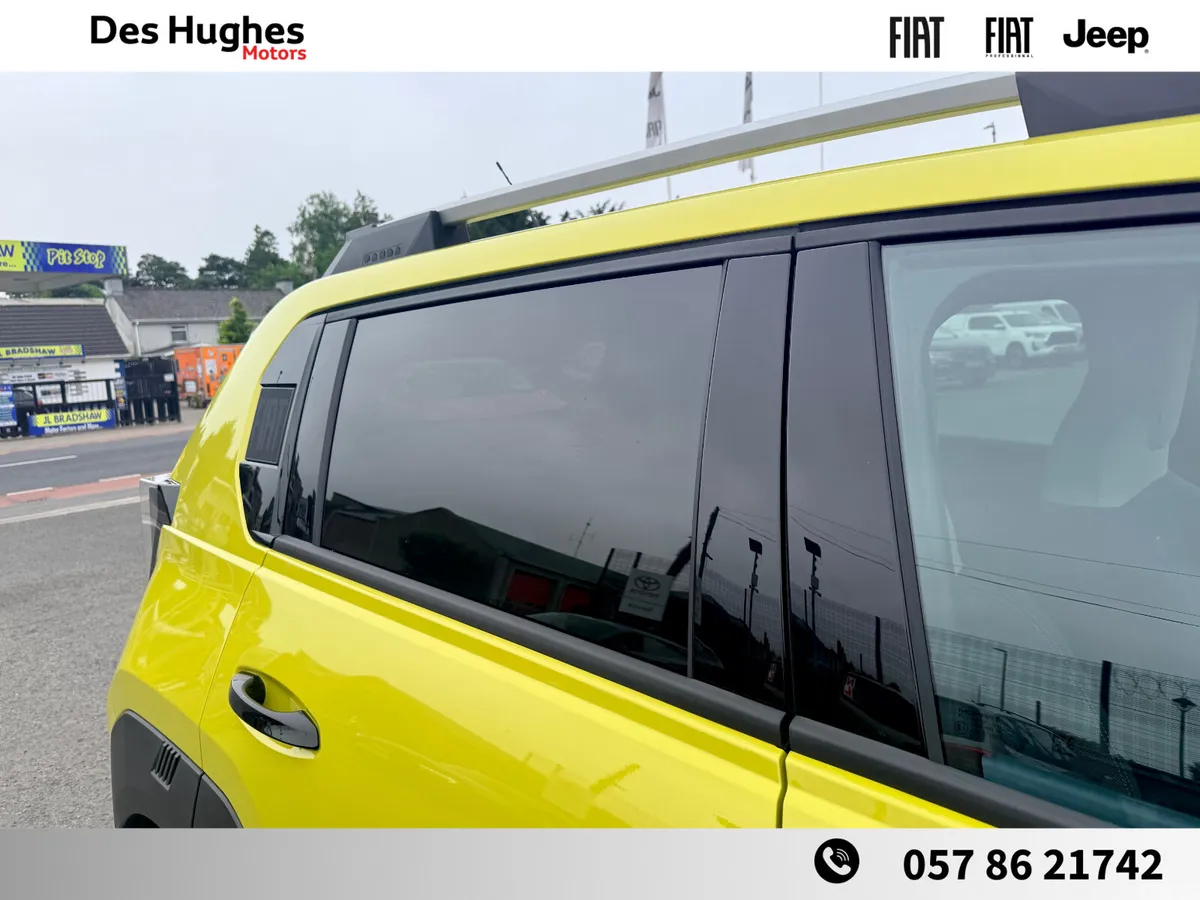 Fiat Grande Panda Hatchback, Electric, 2026, Yellow