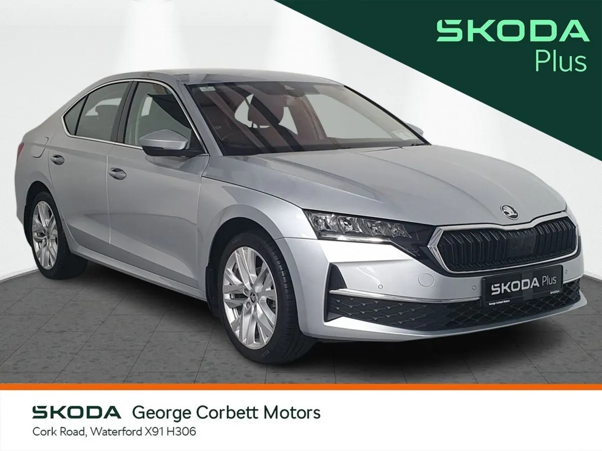 Skoda Octavia Hatchback, Diesel, 2025, Grey