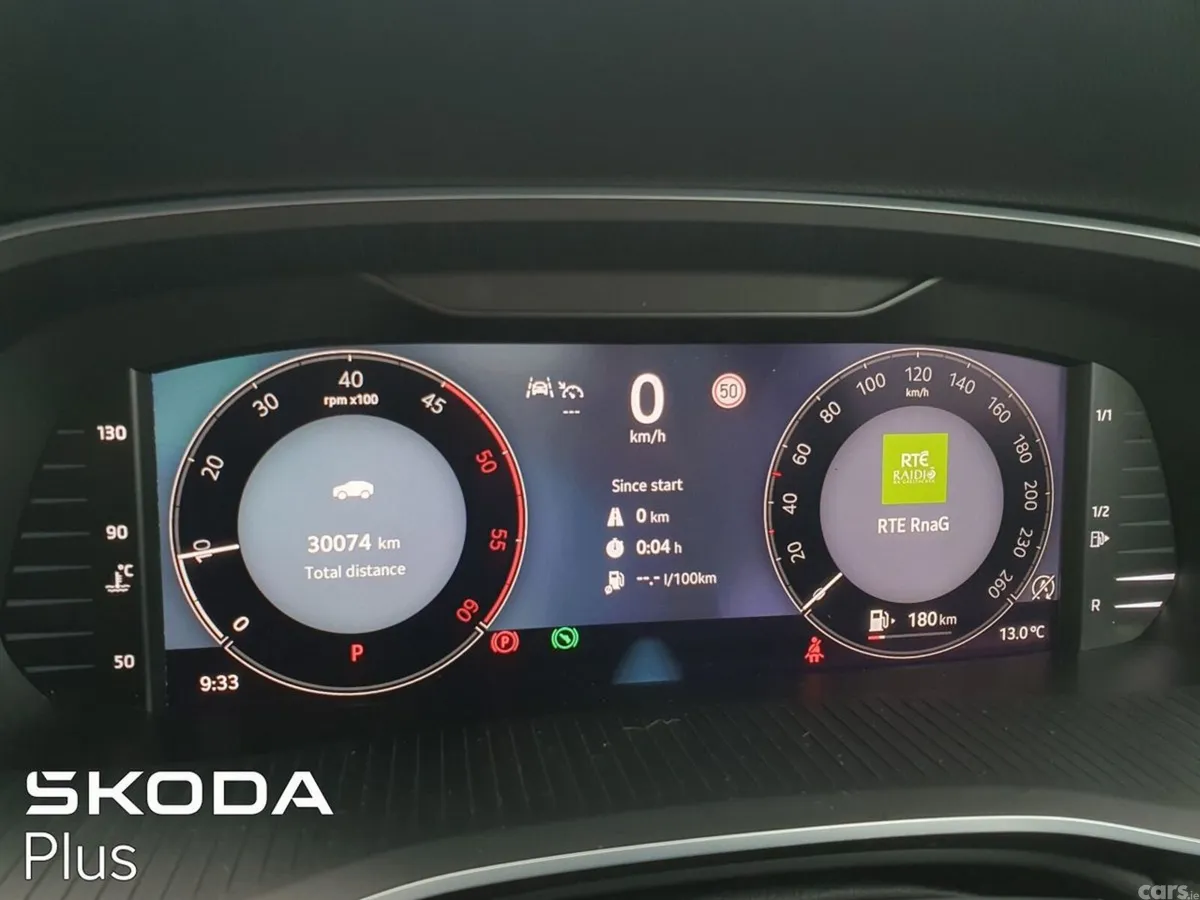 Skoda Octavia Hatchback, Diesel, 2025, Grey