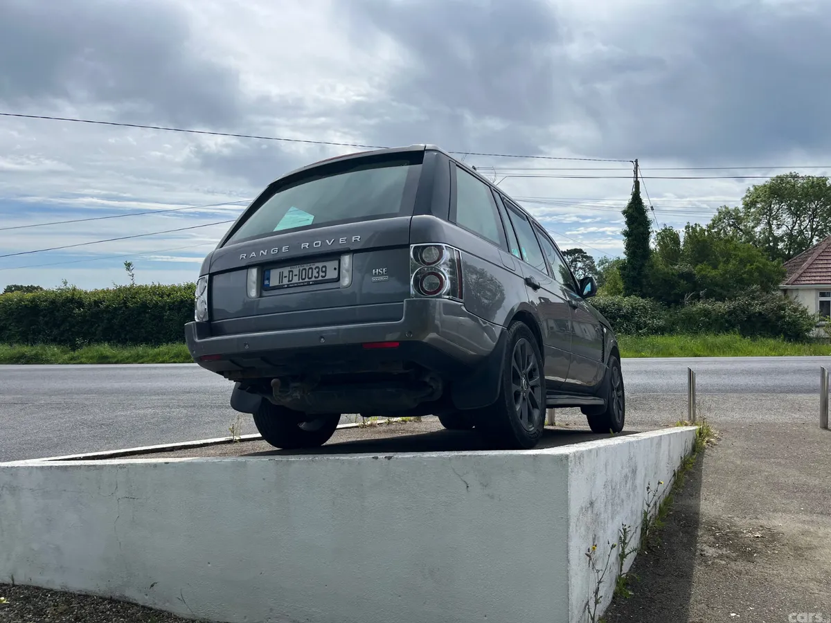 Land Rover Range Rover SUV, Diesel, 2011, Grey