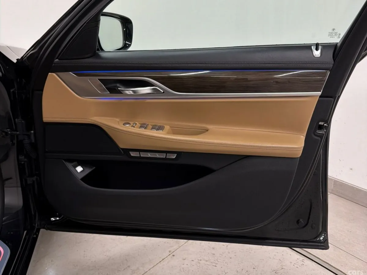 BMW 7-Series Saloon, Diesel, 2018, Black