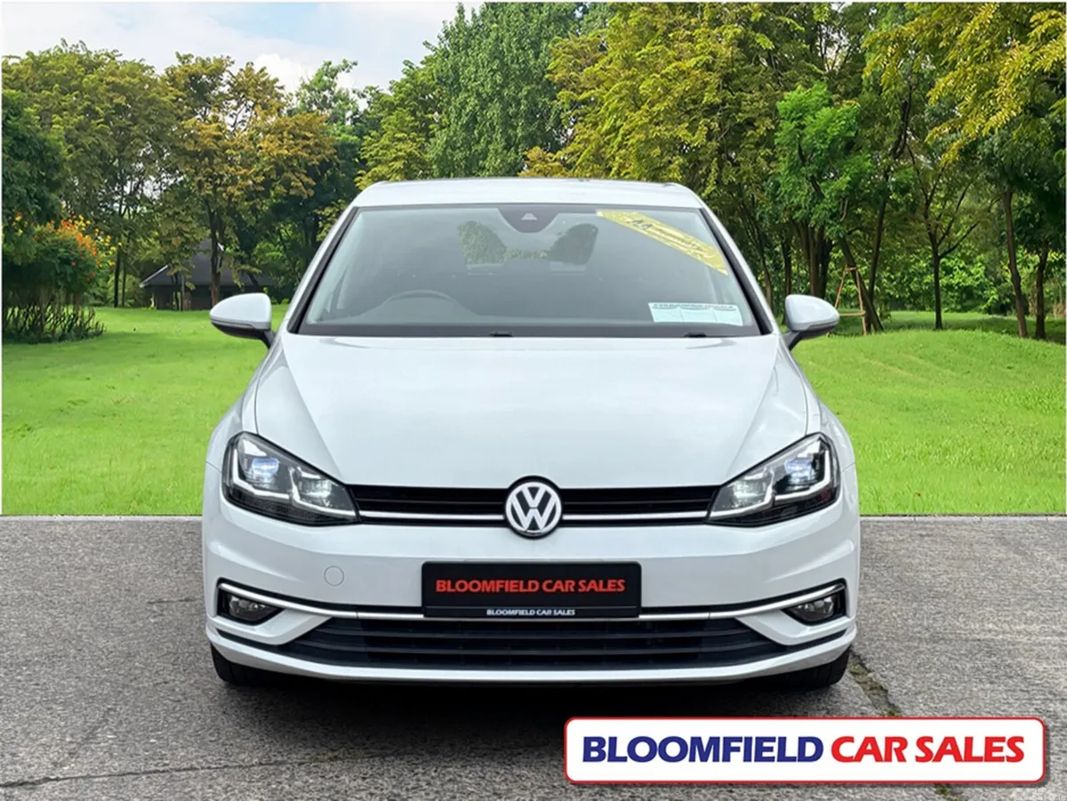 Volkswagen Golf Hatchback, Petrol, 2019, White