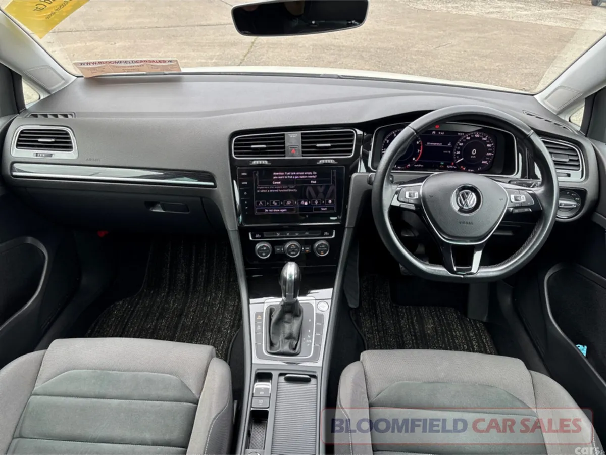 Volkswagen Golf Hatchback, Petrol, 2019, White