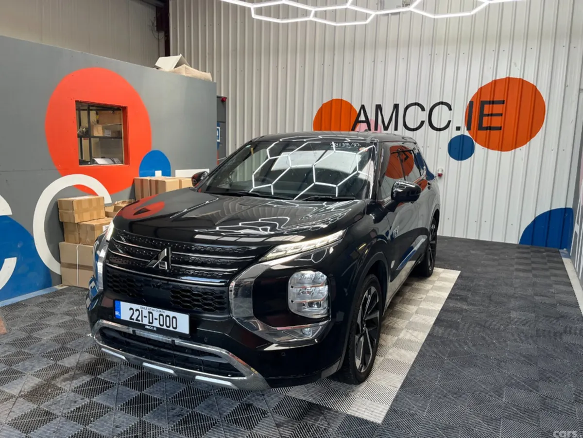 Mitsubishi Outlander SUV, Petrol Plug-in Hybrid, 2022, Black