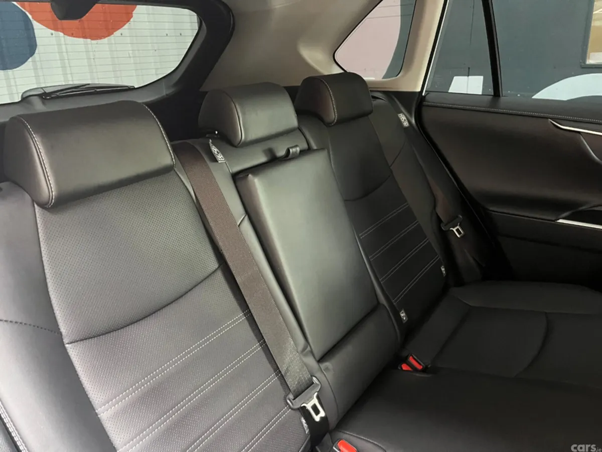 Toyota RAV4 SUV, Petrol Hybrid, 2025, White