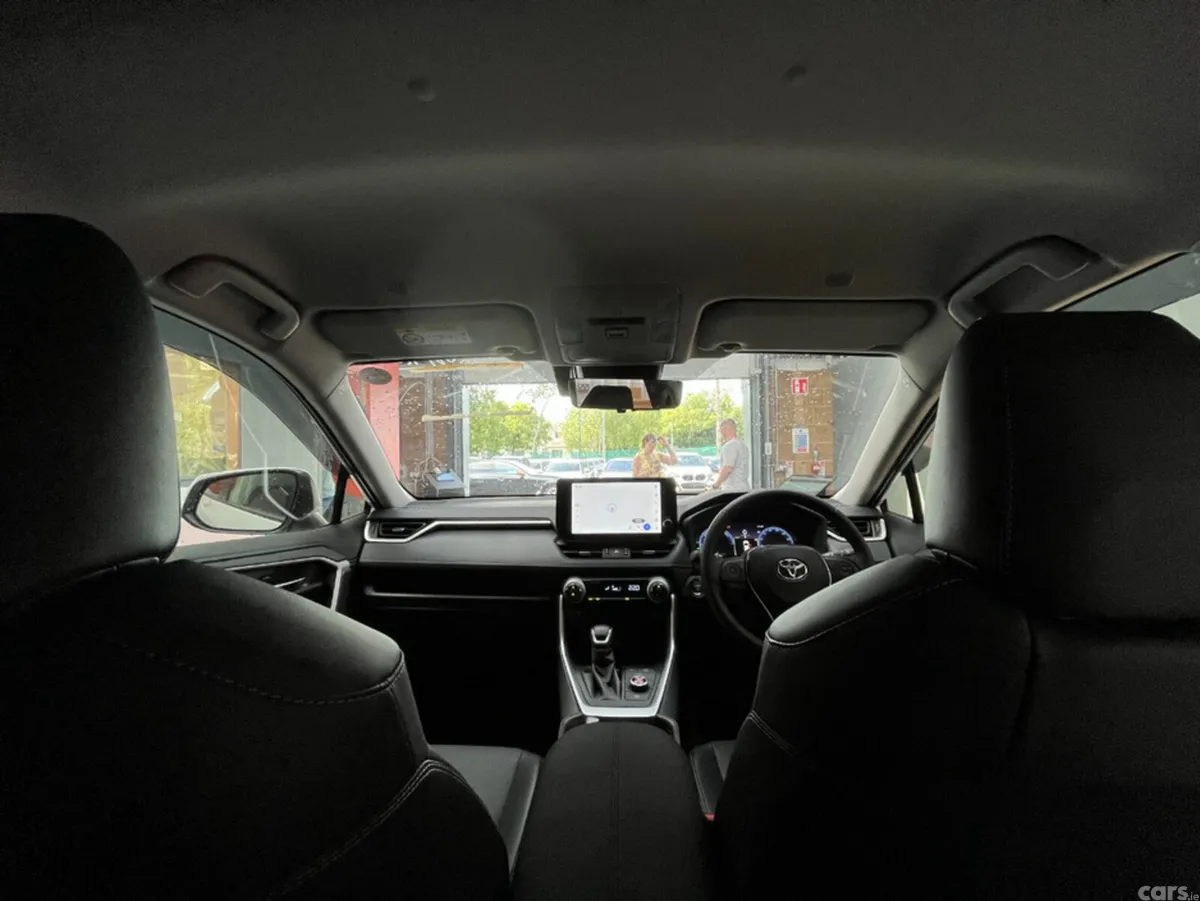 Toyota RAV4 SUV, Petrol Hybrid, 2025, White
