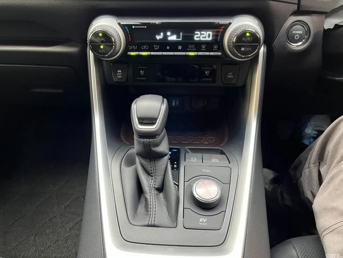 Toyota RAV4 SUV, Petrol Hybrid, 2025, White
