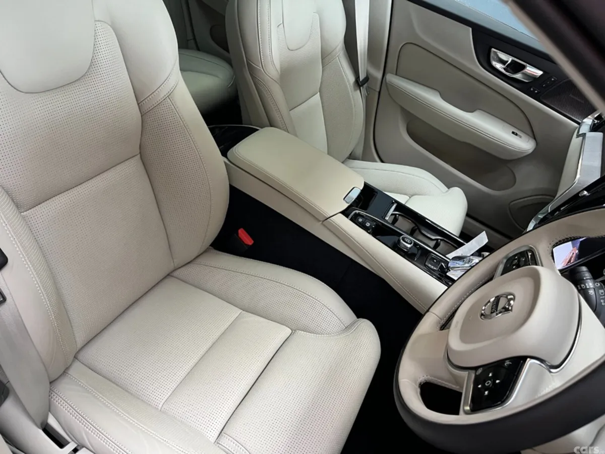 Volvo V60 Saloon, Petrol Hybrid, 2024, Brown