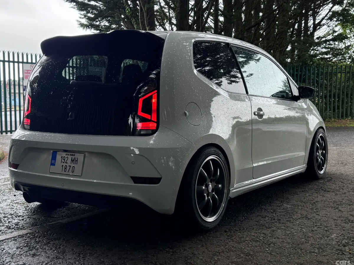 Volkswagen up! Hatchback, Petrol, 2019, White