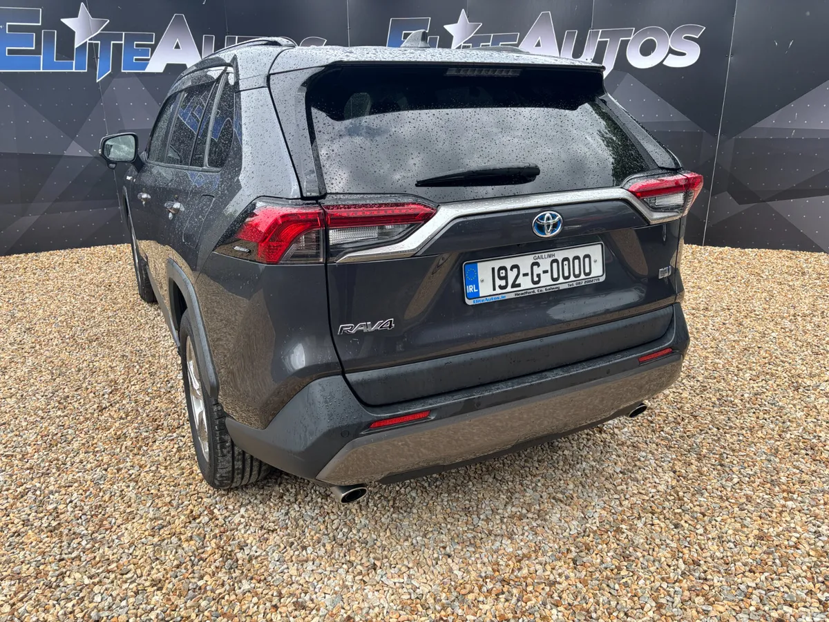Toyota RAV4 SUV, Petrol Hybrid, 2019, Grey