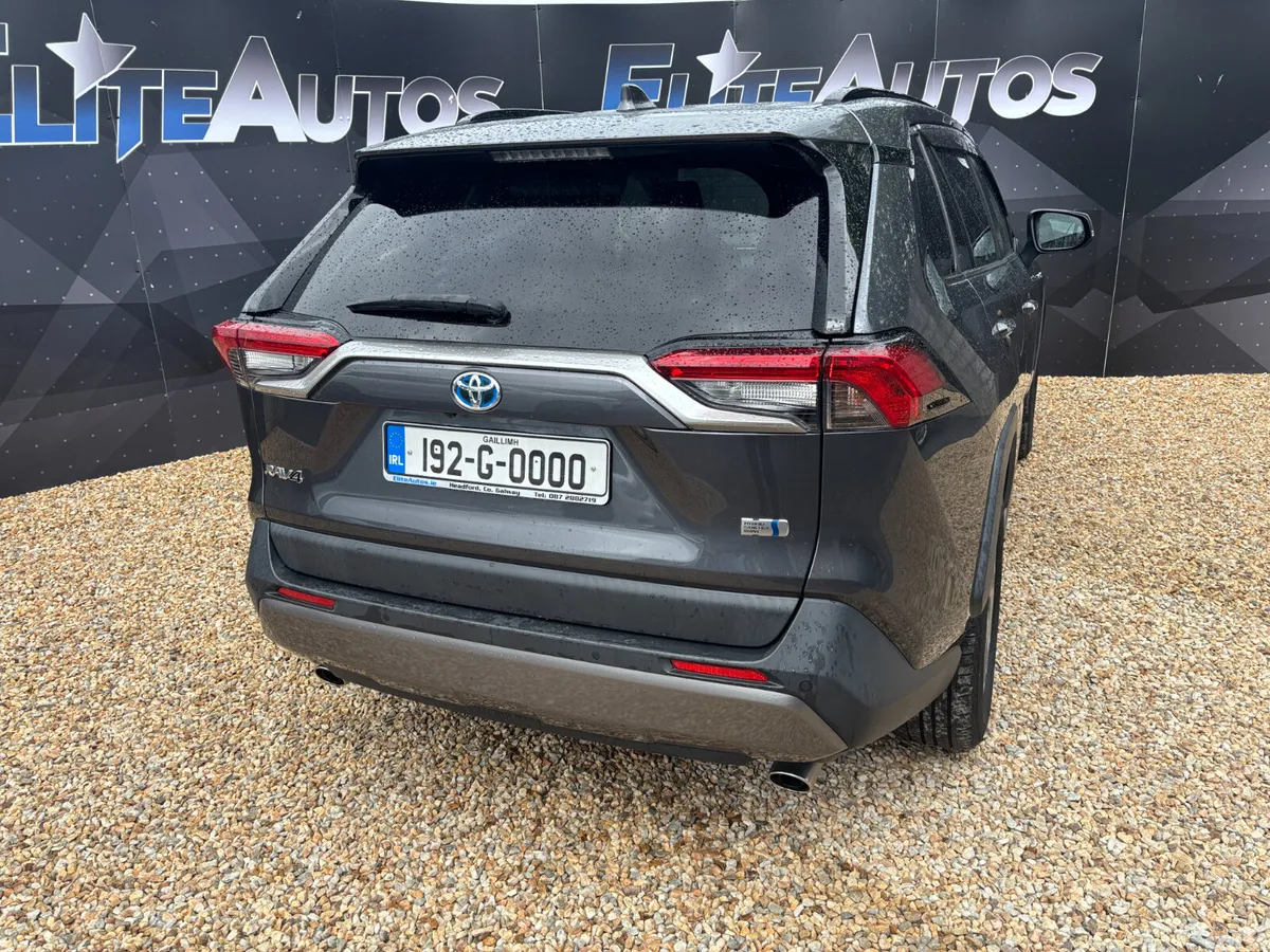 Toyota RAV4 SUV, Petrol Hybrid, 2019, Grey
