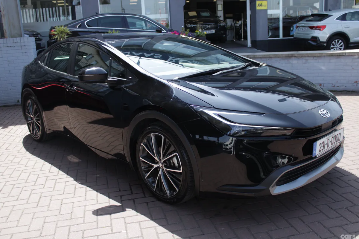 Toyota Prius Saloon, Petrol Hybrid, 2023, Black