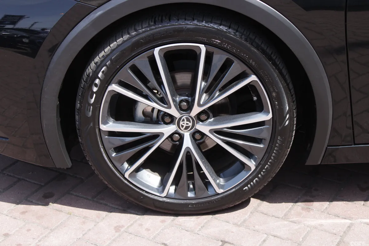 Toyota Prius Saloon, Petrol Hybrid, 2023, Black